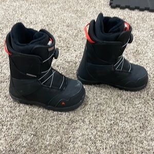Kids burton snowboarding boots